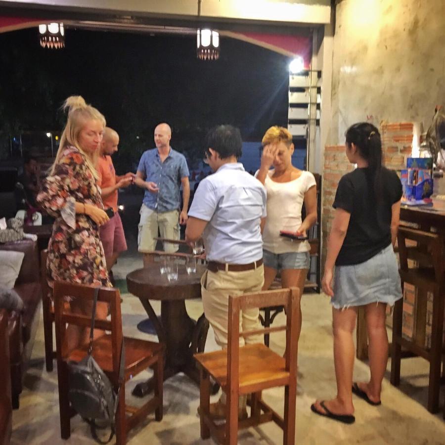 Ok Chic Phuket Hostel Eksteriør bilde